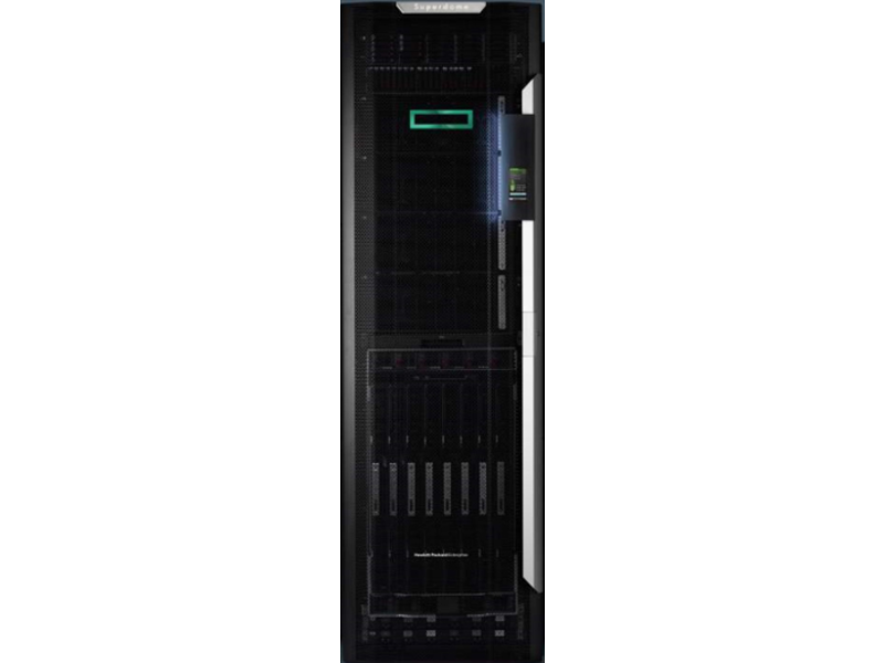 HPE Integrity Superdome 2 Center facing