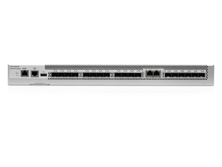 HPE SN2600B 32Gb 12/4 4ポート16Gb短波SFP+ SAN拡張スイッチ Center facing