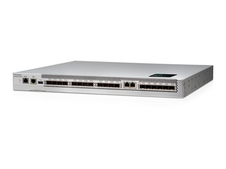 HPE SN2600B 32Gb 12/4 4ポート16Gb短波SFP+ SAN拡張スイッチ Left facing